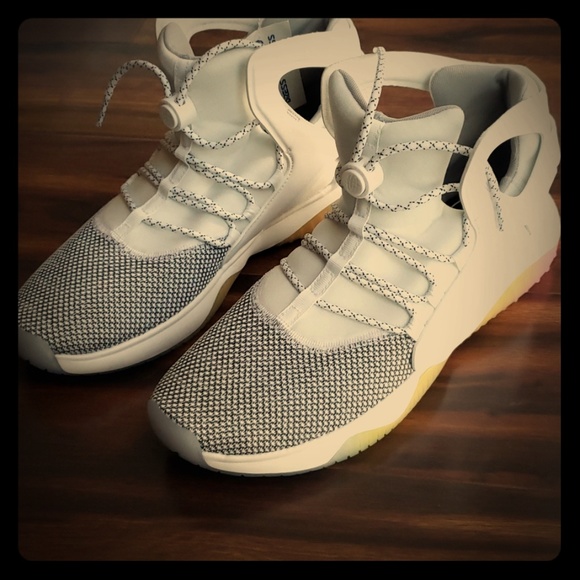 Nike Air Flight Huarache Ultra

10.5 - Picture 2 of 8